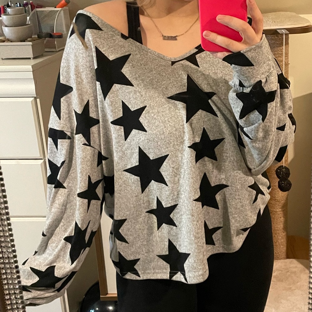 light weight gray star sweater